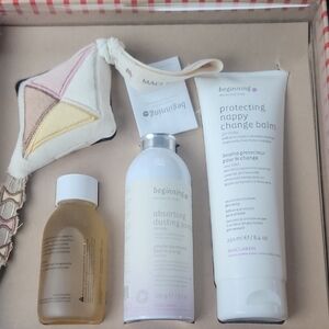 Brand New Maclaren Beginning Baby Care Set